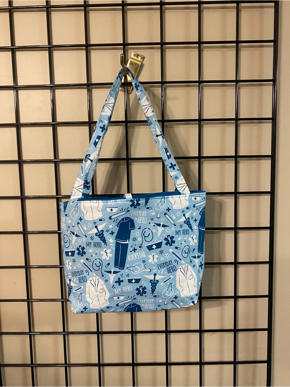 Medical-Themed Light Blue Tote Bag with 'Everyday Hero' Print